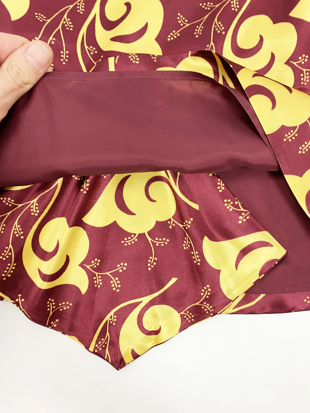Gianni Versace Versus floral print satin skirt — JAMES VELORIA